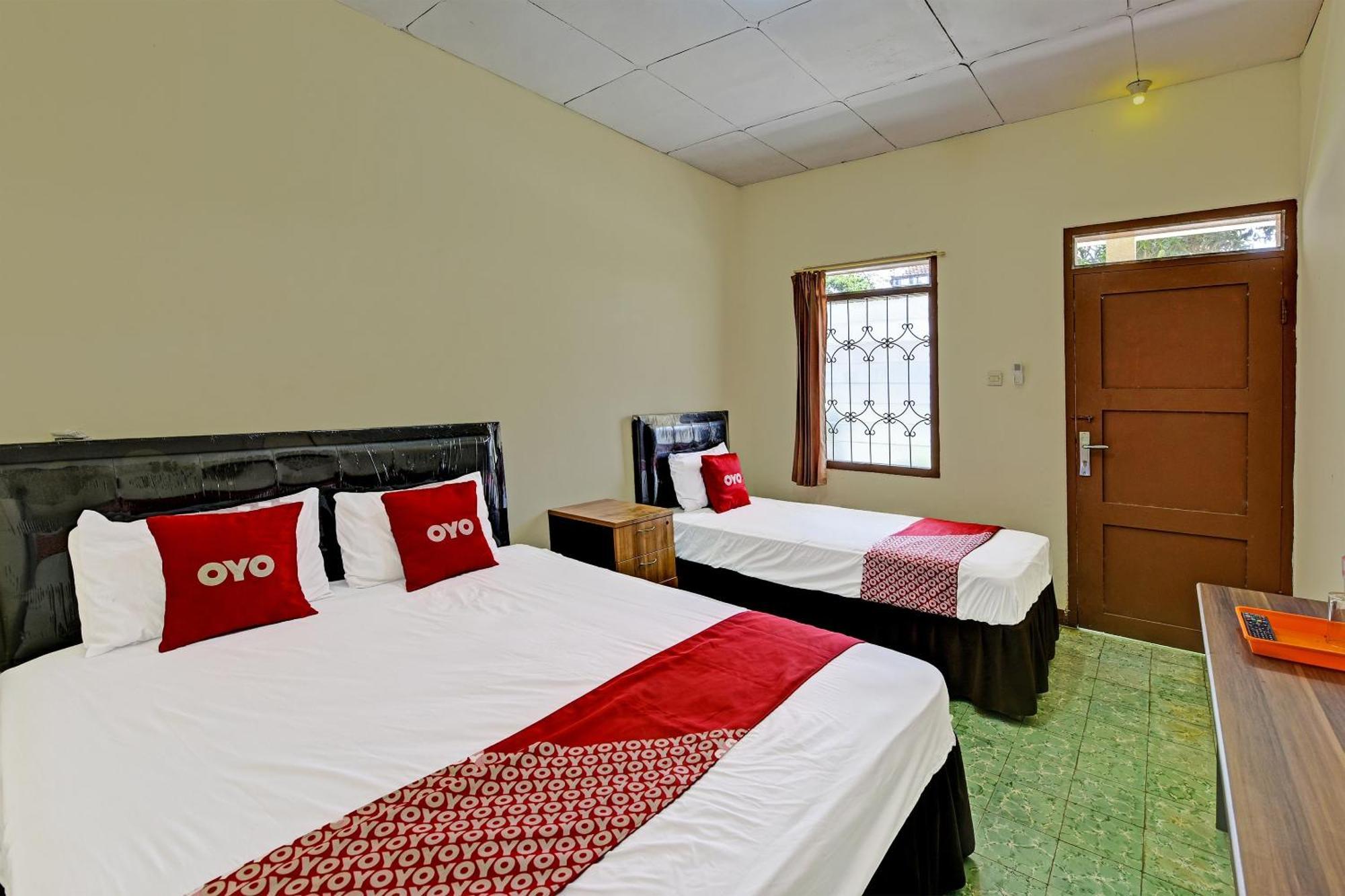 Oyo 90443 Hotel New Kartika In Cilopadang Exteriér fotografie